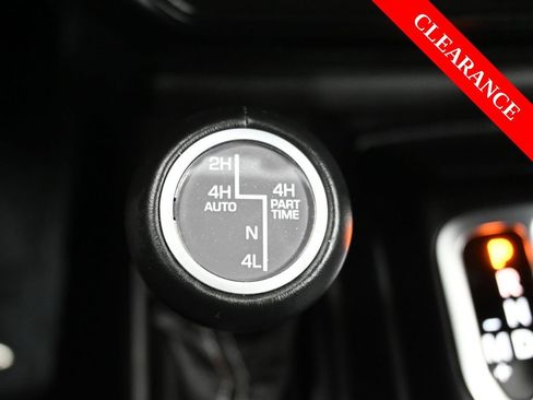 Used 2023 Jeep Wrangler Unlimited Sahara w/ Cold Weather Group image 30