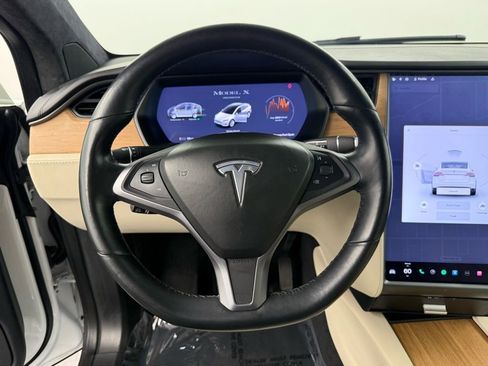 Used 2020 Tesla Model X Long Range image 20