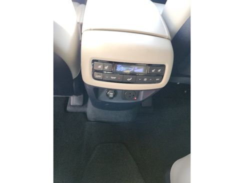Used 2022 Hyundai Palisade Limited FWD image 15