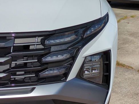 New 2026 Hyundai Tucson SE image 10