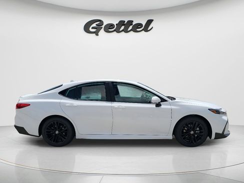 Certified 2026 Toyota Camry SE FWD image 4