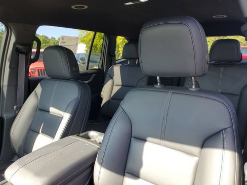 Used 2024 GMC Acadia Elevation w/ Black Edition FWD image 13