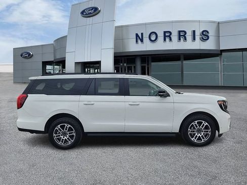 Certified 2025 Ford Expedition Max Active AWD/4WD image 5