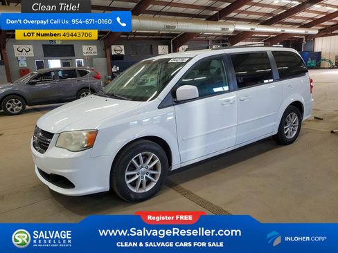 Used 2014 Dodge Grand Caravan SXT image 1