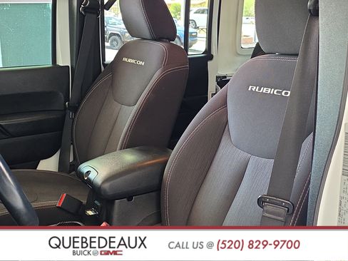 Used 2015 Jeep Wrangler Unlimited Rubicon w/ Dual Top Group AWD/4WD image 11