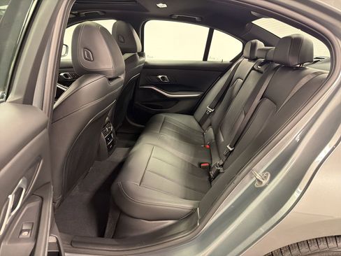 Certified 2025 BMW 330i Sedan RWD image 15
