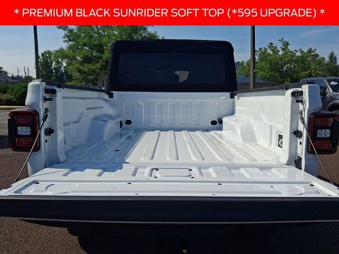 Used 2020 Jeep Gladiator Rubicon w/ LED Lighting Group AWD/4WD image 26