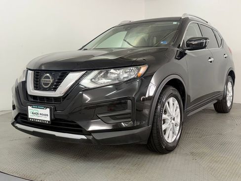 Used 2020 Nissan Rogue SV FWD image 3