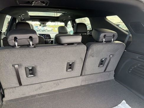 New 2026 Chevrolet Traverse LT w/ Sun and Wheel Package image 23
