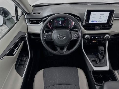 Certified 2024 Toyota RAV4 XLE image 24
