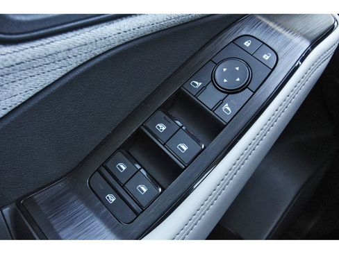 Used 2021 Nissan Rogue SV image 22