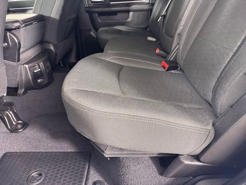 Used 2025 RAM 2500 Big Horn AWD/4WD image 35