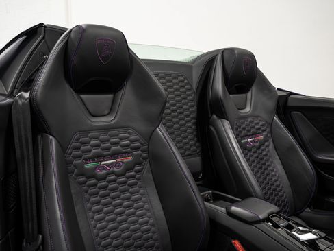 Used 2020 Lamborghini Huracan EVO AWD/4WD image 61