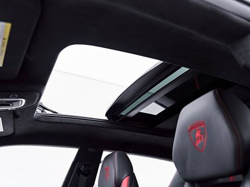 Used 2023 Lamborghini Urus S AWD/4WD image 59