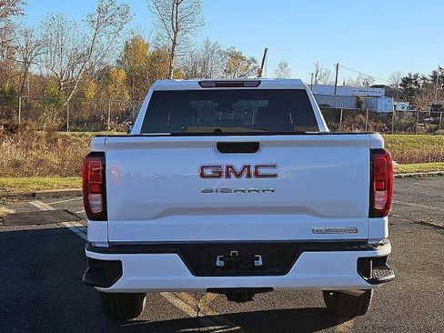 New 2026 GMC Sierra 1500 Elevation image 5