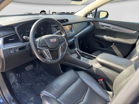 Used 2019 Cadillac XT5 Luxury FWD image 16