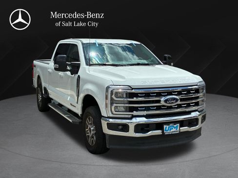 Used 2025 Ford F250 Lariat AWD/4WD image 1
