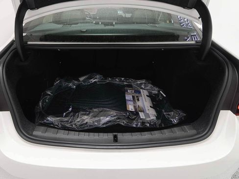 Used 2026 BMW 330i Sedan RWD image 11