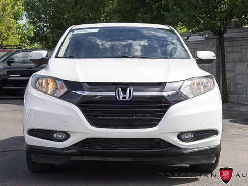 Used 2018 Honda HR-V EX image 11