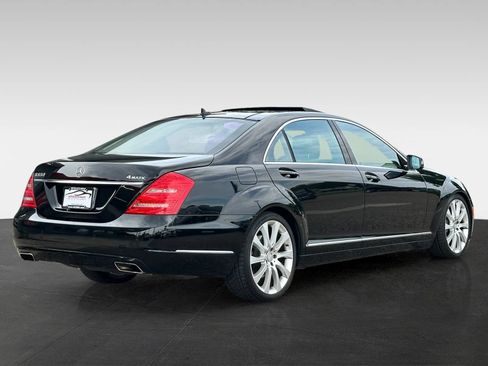 Used 2013 Mercedes-Benz S 550 4MATIC image 7
