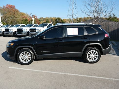 Used 2021 Jeep Cherokee Latitude image 10