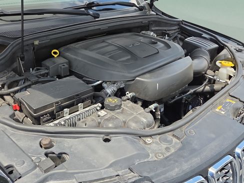 Used 2021 Jeep Grand Cherokee Laredo RWD image 18