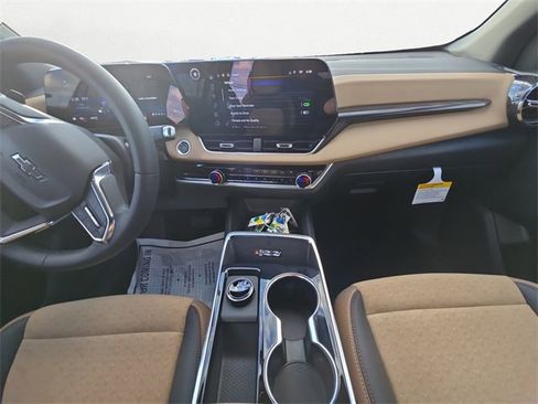 New 2026 Chevrolet Equinox ACTIV image 11