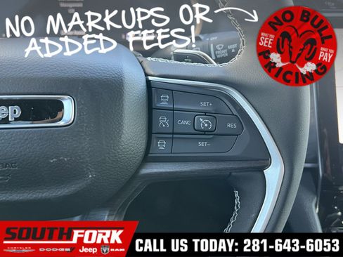 New 2025 Jeep Grand Cherokee L Limited w/ Black Appearance Package image 35