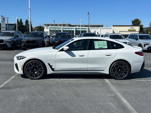 New 2026 BMW 430i w/ M Sport Package RWD image 2