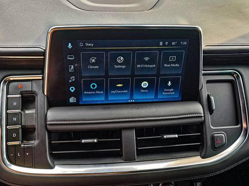 Used 2023 Chevrolet Tahoe LT w/ Luxury Package AWD/4WD image 16