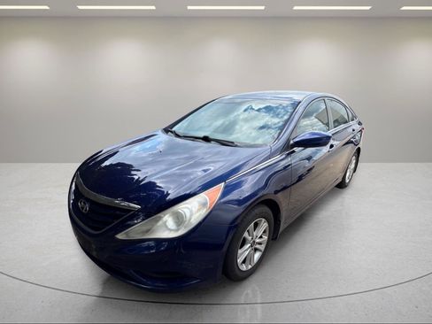 Used 2011 Hyundai Sonata GLS w/ Popular Equipment Pkg 2 FWD image 1