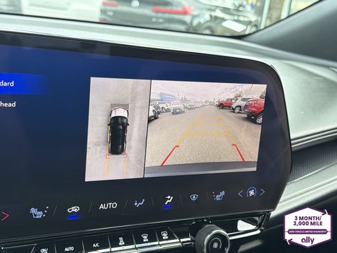 Used 2024 Chevrolet Blazer EV LT AWD/4WD image 22