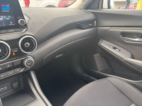 Used 2025 Nissan Sentra SV image 33
