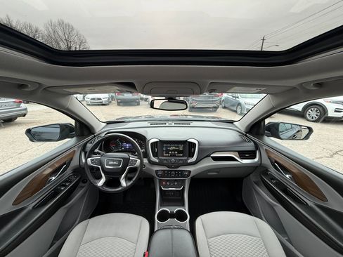 Used 2019 GMC Terrain SLE w/ Driver Convenience Package image 15