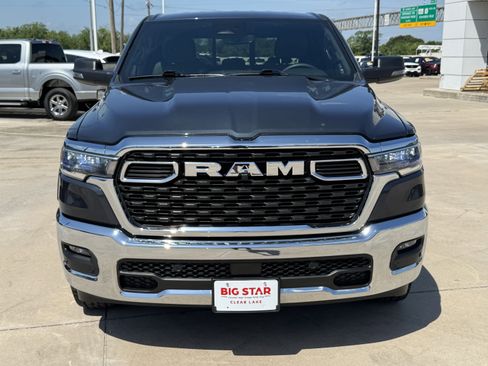 Used 2025 RAM 1500 Big Horn AWD/4WD image 3