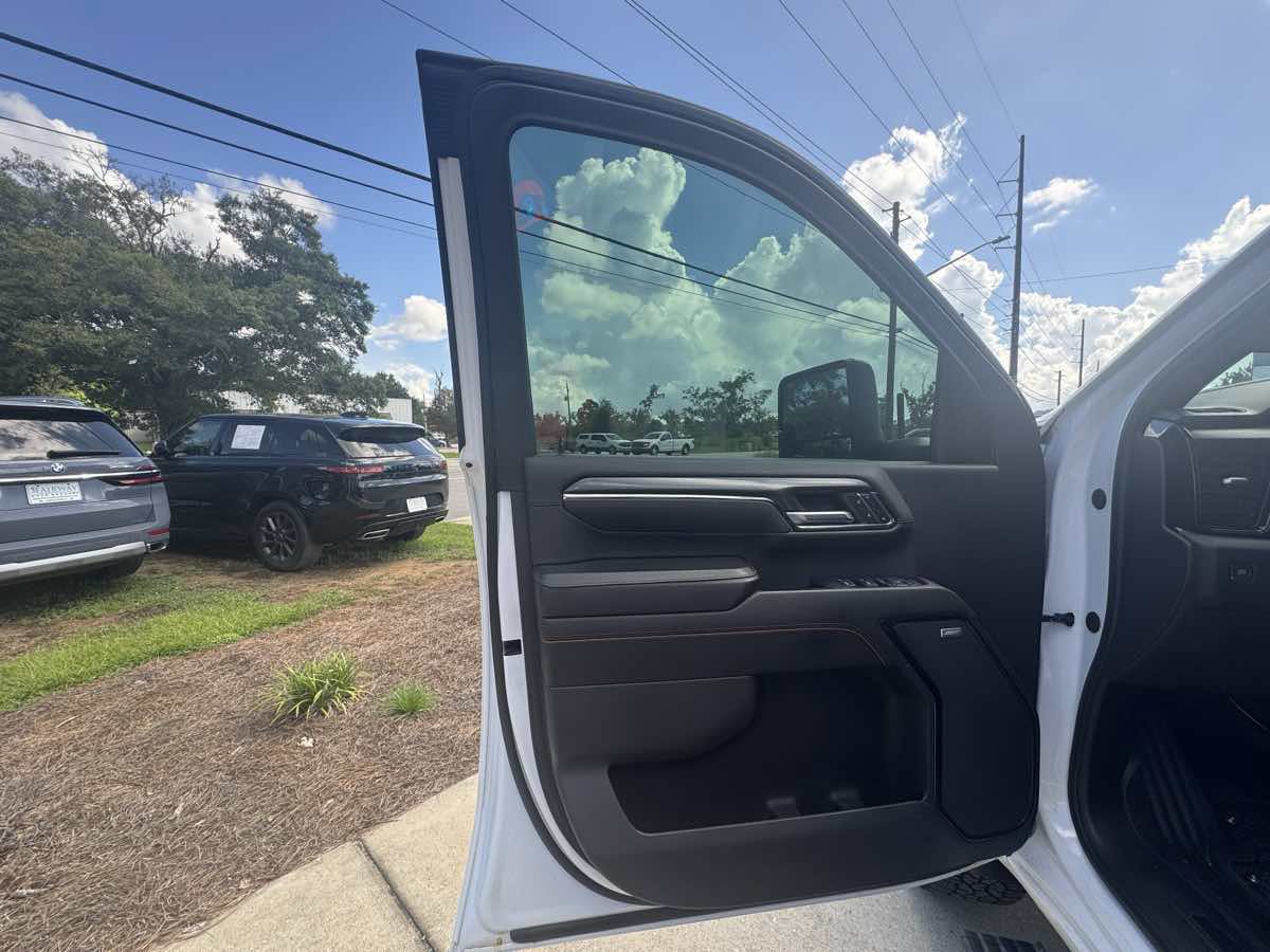 Used 2024 GMC Sierra 2500 AT4 w/ AT4 Premium Plus Package AWD/4WD image 26