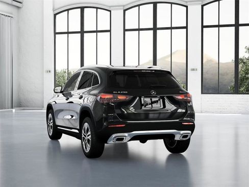 New 2026 Mercedes-Benz GLA 250 4MATIC image 27