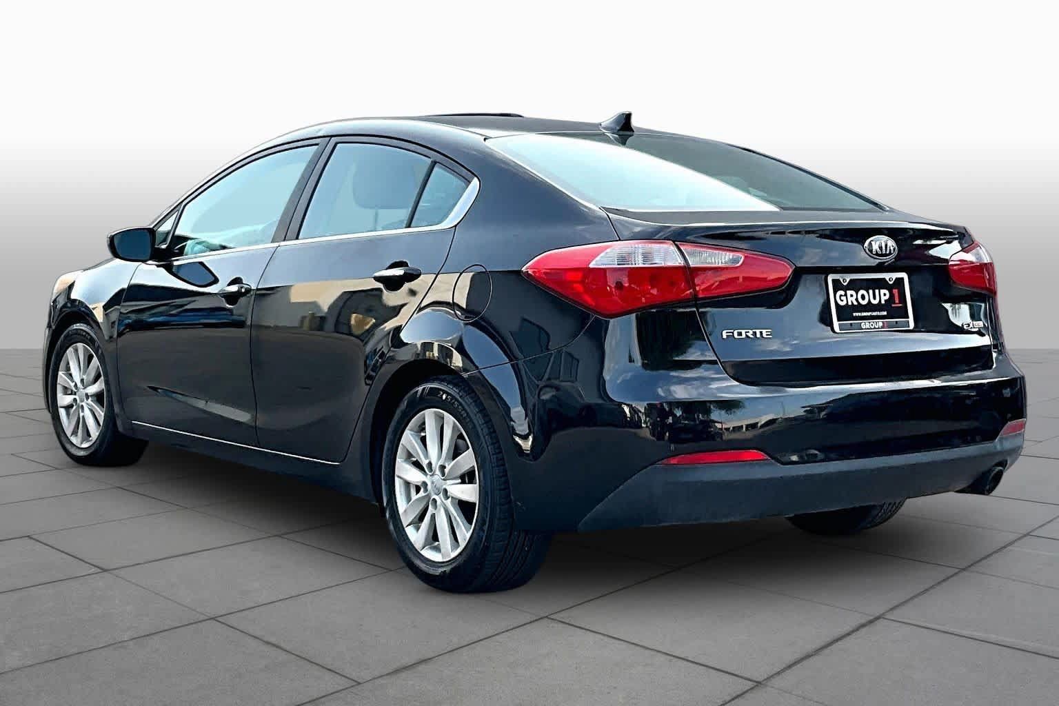 Used 2015 Kia Forte EX FWD image 12