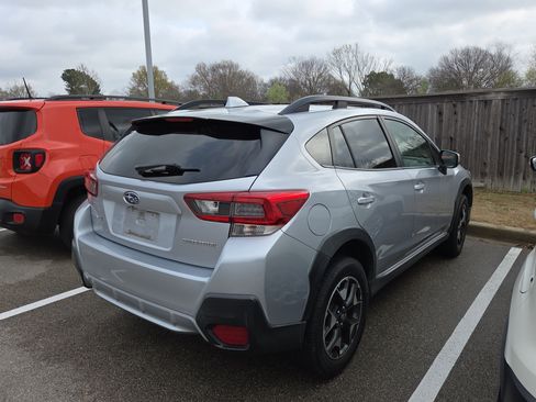 Used 2020 Subaru Crosstrek 2.0i Premium w/ Moonroof Package 2 AWD/4WD image 7