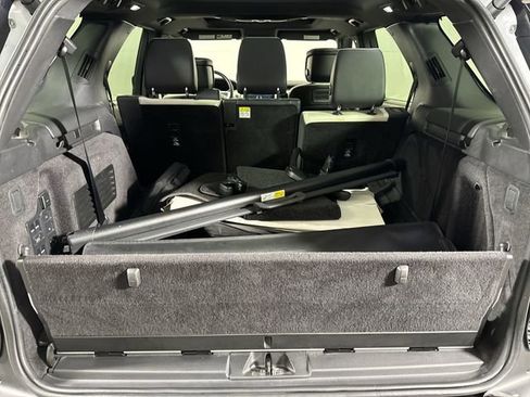 Used 2022 Land Rover Discovery HSE R-Dynamic image 25