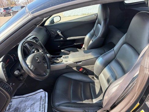 Used 2007 Chevrolet Corvette Coupe w/ Preferred Equipment Group image 11