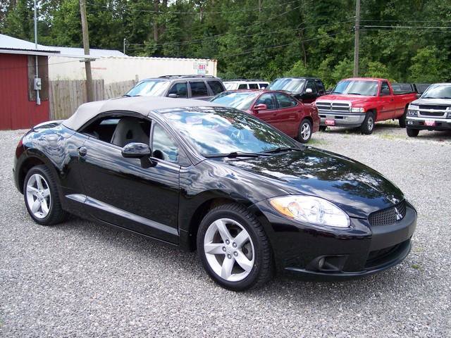 Used 2010 Mitsubishi Eclipse GS FWD image 2