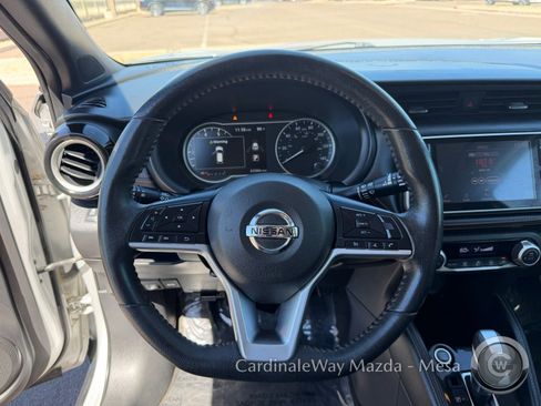Used 2018 Nissan Kicks SR w/ Exterior Package image 20