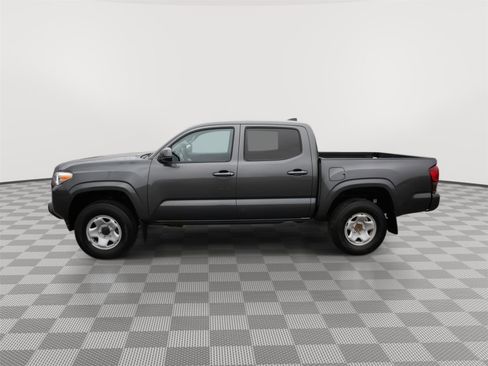 Used 2020 Toyota Tacoma SR AWD/4WD image 9