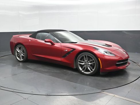 Used 2015 Chevrolet Corvette Stingray Convertible w/ 3LT Preferred Equipment Group RWD image 1