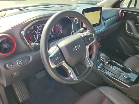 Used 2024 Chevrolet Blazer RS w/ Enhanced Convenience Package FWD image 17