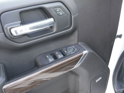 Used 2019 Chevrolet Silverado 1500 LT Trail Boss image 13