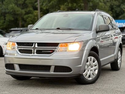 Used 2020 Dodge Journey SE
