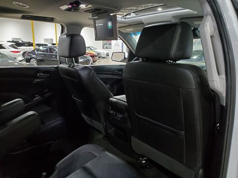 Used 2017 GMC Yukon SLT w/ Open Road Package image 22