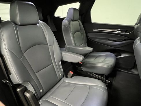 Used 2024 Buick Enclave Premium image 59